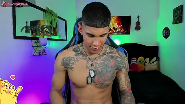 Damian_latinxxx Adlı Modelin Web Kamerası Şovu