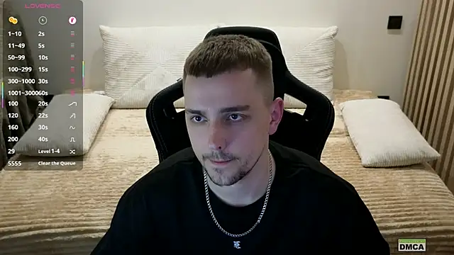 Larstar01 Live XXX-Chat