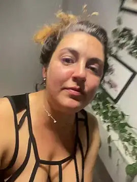 Онлайн чат XXX sweetrosedance