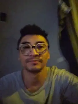 Lokomo32 Webcam Show