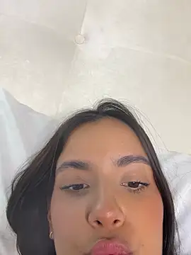 Živý XXX chat EmilySearss