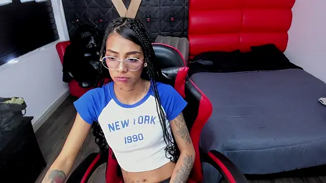 KarlaSlutSkinny__ 现场XXX聊天