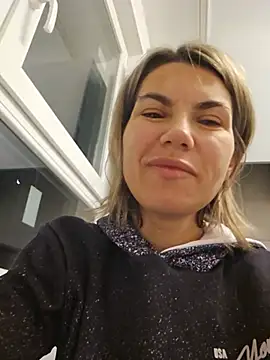 FeliciaKrige Live XXX-chat