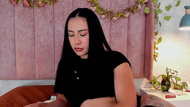 AnyaJay Chat XXX in diretta