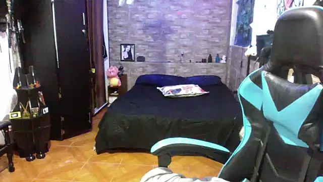 AngelaQueen_ 即時 XXX 聊天