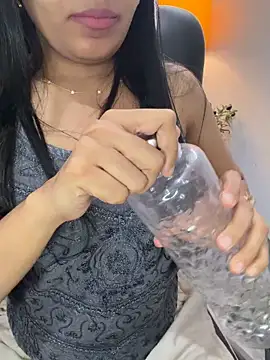 escape_with_me – Naživo XXX chat