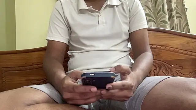 Slave_Aryan's Live XXX Chat
