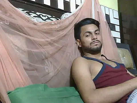 Stubborndesiboy's Live XXX Chat