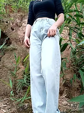 XXX chat uživo modela Aurora_Nova