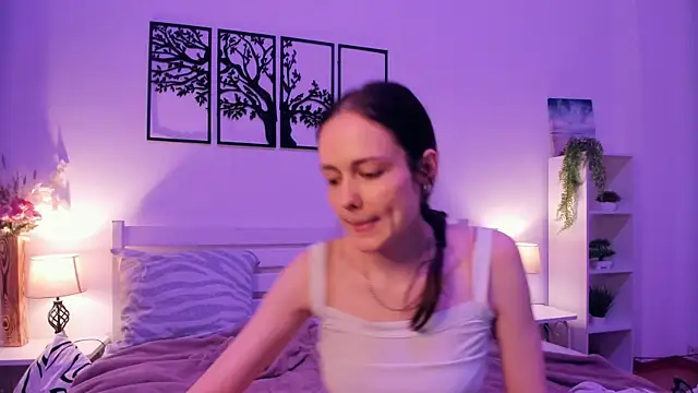 MalvinaTrafford's Live XXX Chat