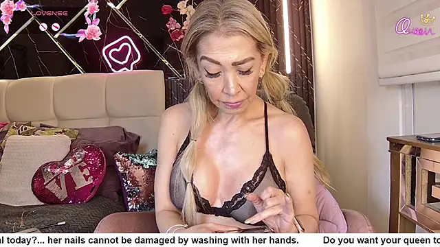 Živý XXX chat EvelinaGrey