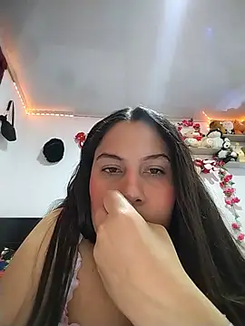 esmeralda_jadees: απευθείας συνομιλία ΧΧΧ
