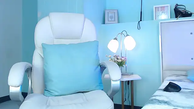 Emerald_gh – Live XXX-chat