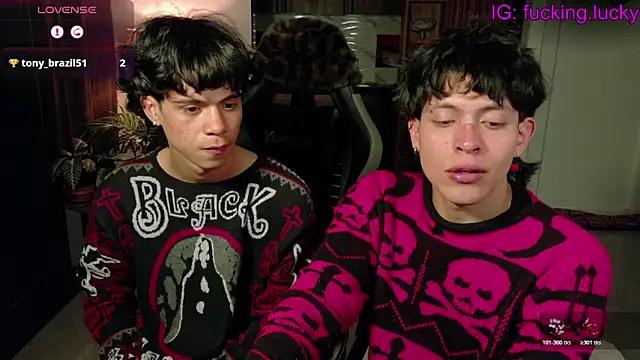 MyLatinHotBoysのライブXXXチャット