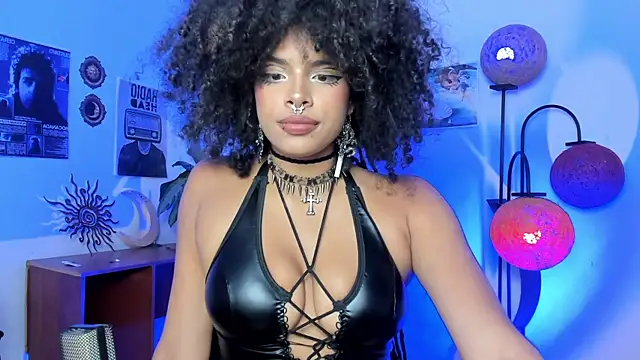 Chatroom XXX en direct de Raven_luv