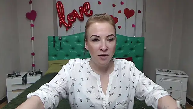 XXX chat uživo modela ElizabethSho