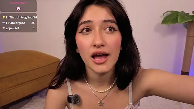 Chat +18 de AleblancXOXO ao vivo