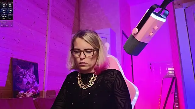 دردشة Lady_Shine الجنسية المباشرة