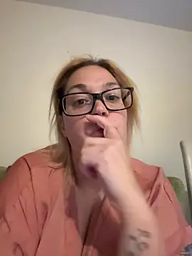 Chat XXX en directo de SecretRavenXO