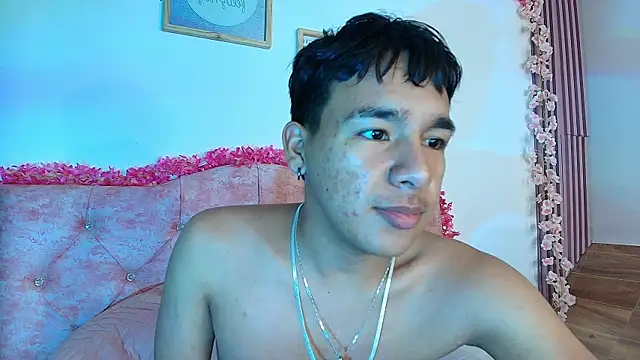 noa_hot69 在線直播表演