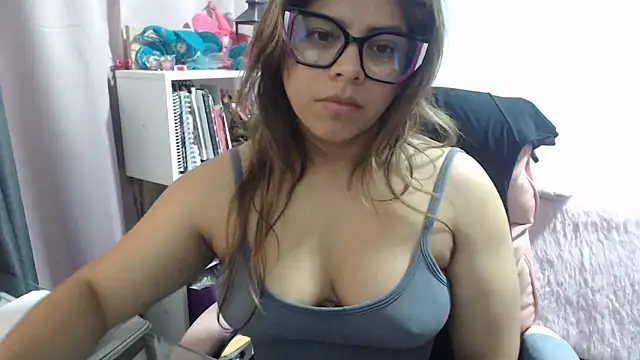 KatteAngelLat live XXX chat