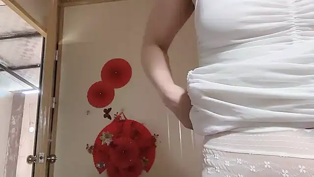 LinhChi_9x 即時 XXX 聊天