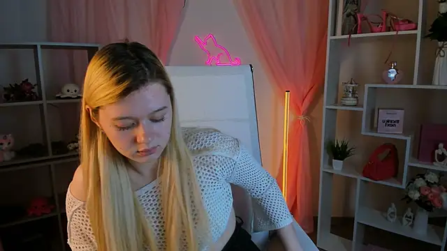 CelestineMauriac Live XXX-Chat