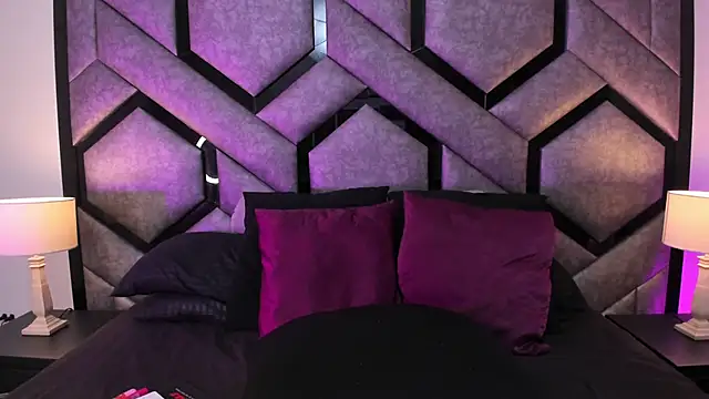 SuzzieSweet – Naživo XXX chat