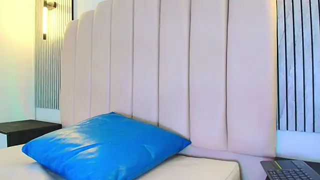 lian_cameron 现场XXX聊天