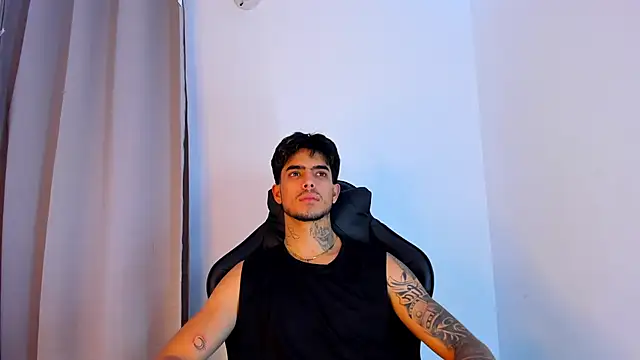 Show de MIGUEL_AGUIRRECA na webcam