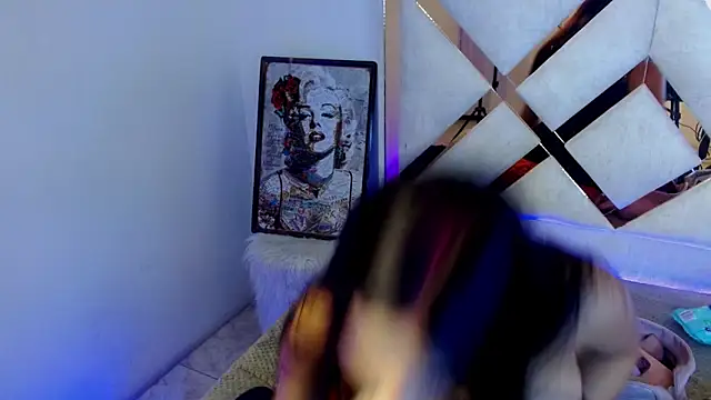 Chat +18 de ladymooncs ao vivo