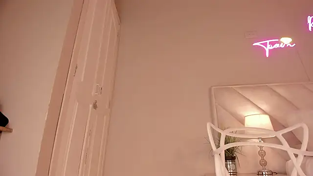 electra_a Chat XXX live