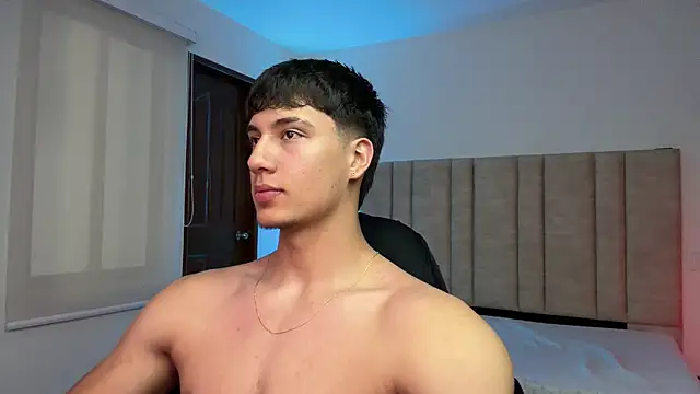 CHRIS_MORGAN1 Chat XXX live