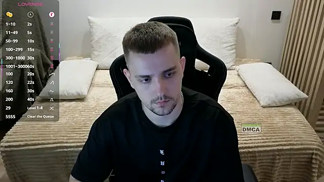 Larstar01 – Naživo XXX chat