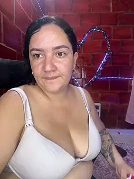 Fresita-12 – Naživo XXX chat