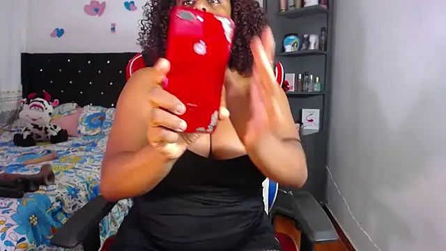 BellaKarla's Live XXX Chat