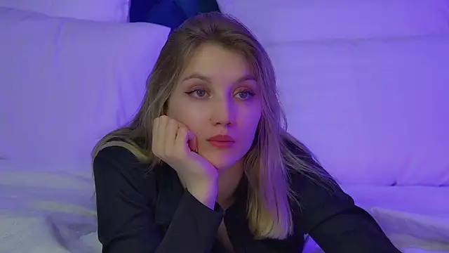 XXX chat uživo modela StacyEvances