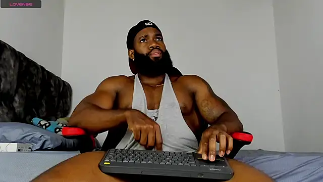 james_musclebbc: онлайн-секс-чат