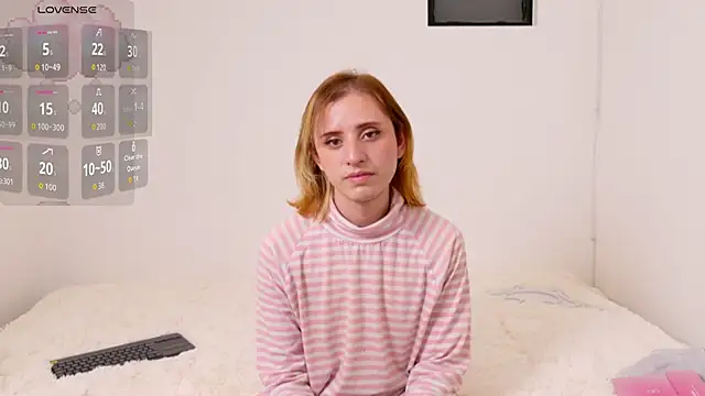 seraphine_star Show in webcam
