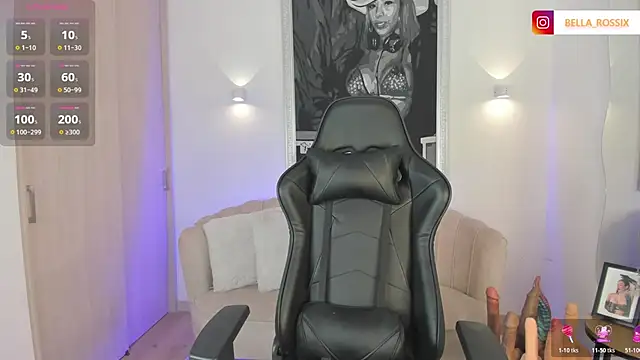 BellaRossii's Live XXX Chat