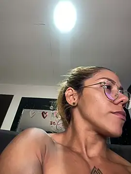 sexymusclegoddess' Live XXX Chat