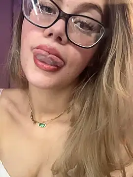 pinkstarburstt Show in webcam