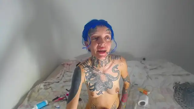 barbara_anal_squirt_ élő XXX-chatje
