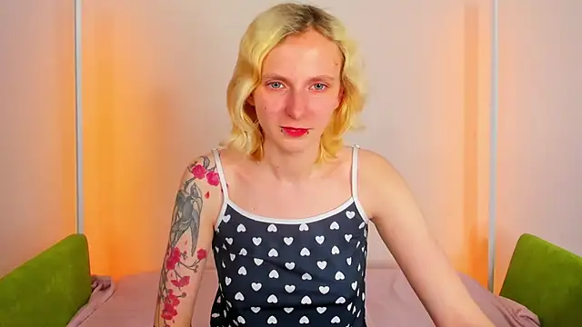 LikiLips Chat XXX live