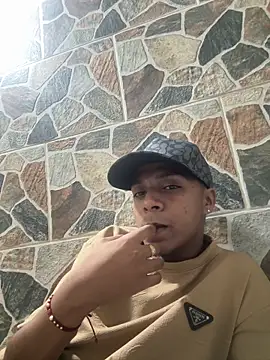 Chat +18 de hotboyluxe ao vivo