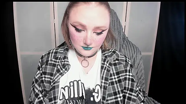 YourDyingBride's Live XXX Chat