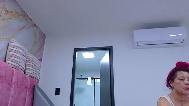celeste_sea Adlı Modelin Canlı XXX Sohbeti