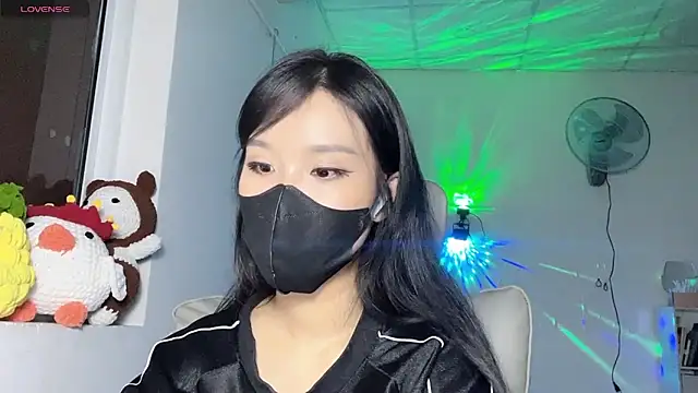 Chat XXX en directo de Tieu-May