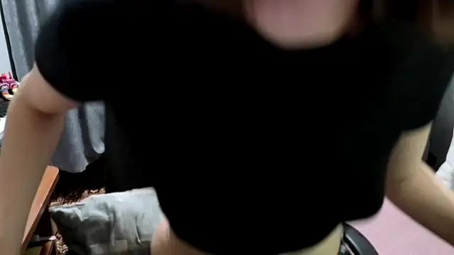 CutieAnny Webcam-Show