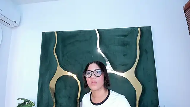 Daphne_cuteht's Live XXX Chat